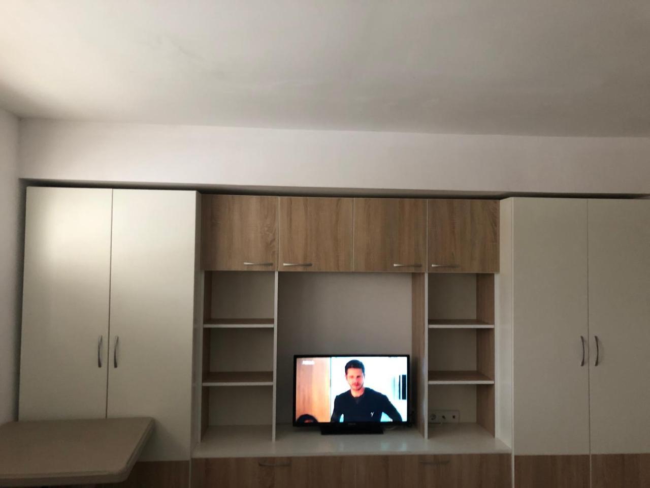 פומורי Palace De Luxe Apartments מראה חיצוני תמונה