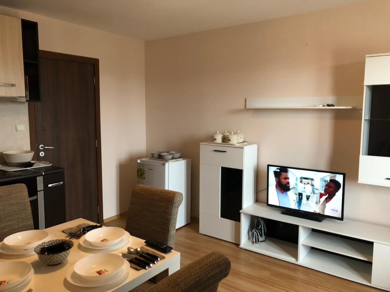 פומורי Palace De Luxe Apartments מראה חיצוני תמונה
